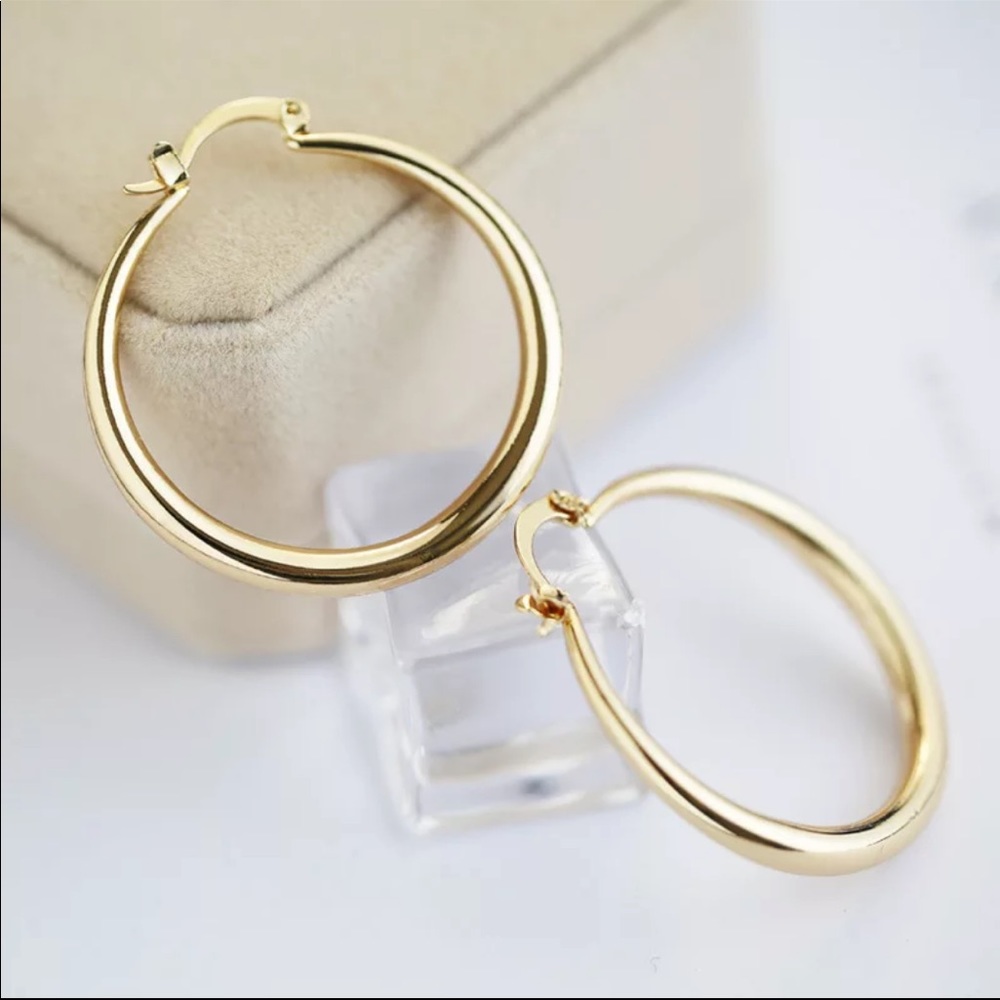 New Yellow Gold Plated Round Hoop Earrings - Picture 2 of 2